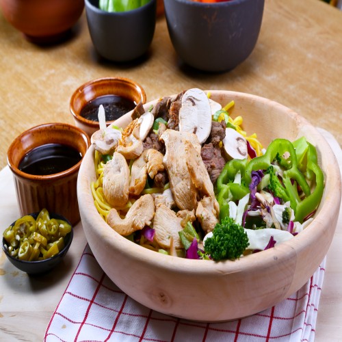 بيف تشكن نودلز